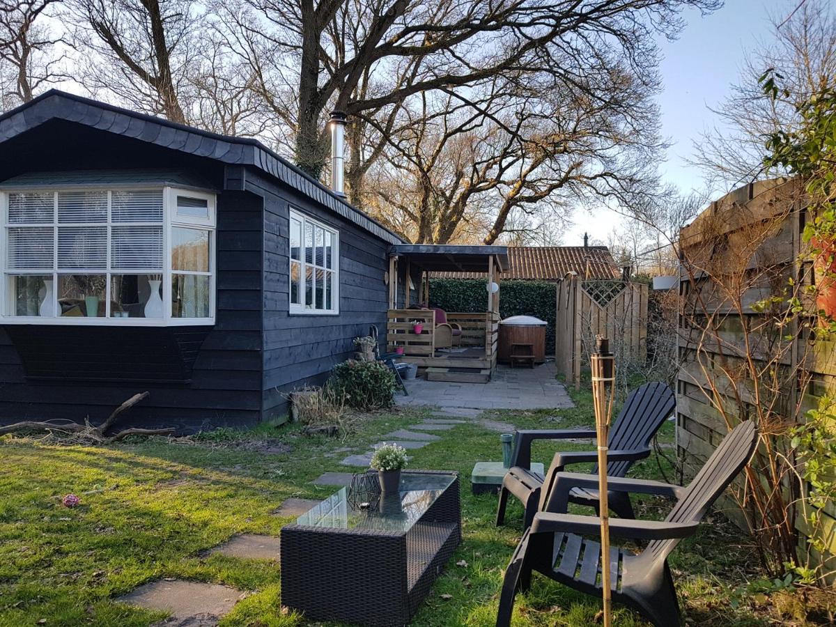 Chalet 2 Pers Met Hottub - Aan De Bosrand - Ijsselmeer - Gaasterland - Bos Rijs Zewnętrze zdjęcie